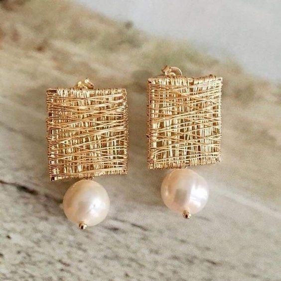 Camille™ | Pendientes vintage cuadrados con perla