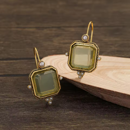 Maeble™ | Pendientes vintage con piedra verde y perla