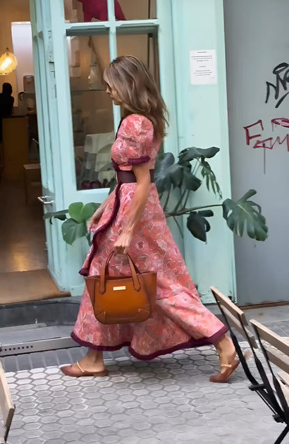 Sophie | Vestido Maxi Rosa Elegante de Manga Corta